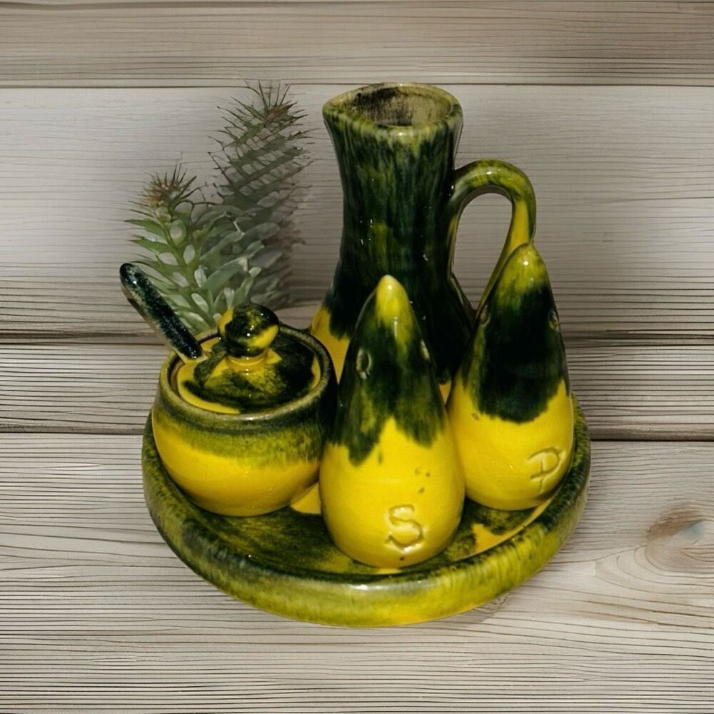 Vintage Ineke Pottery cruet‎ set Victoria, Canada. Oil, Salt, Pepper, Condiment